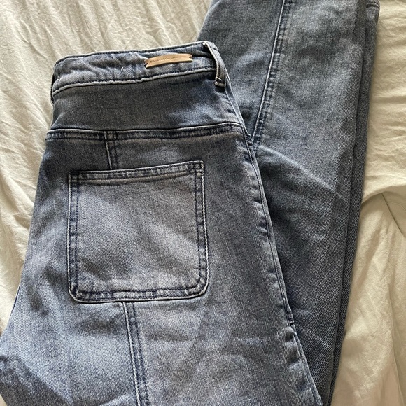 Pilcro Women's Relaxed Blue Jeans - Picture 7 of 7